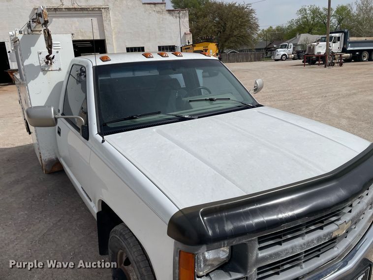 image for item MS9592 1994 Chevrolet C3500  utility bed pickup truck