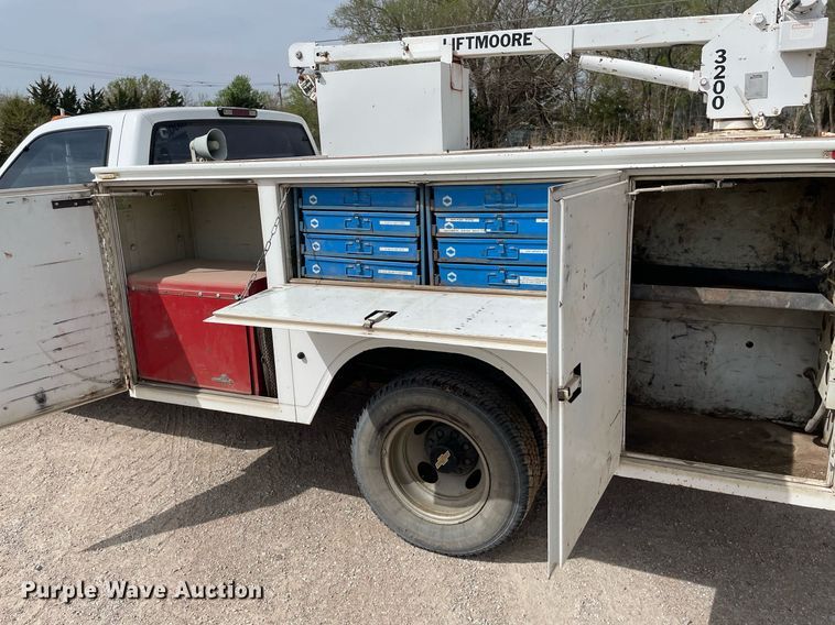 image for item MS9592 1994 Chevrolet C3500  utility bed pickup truck