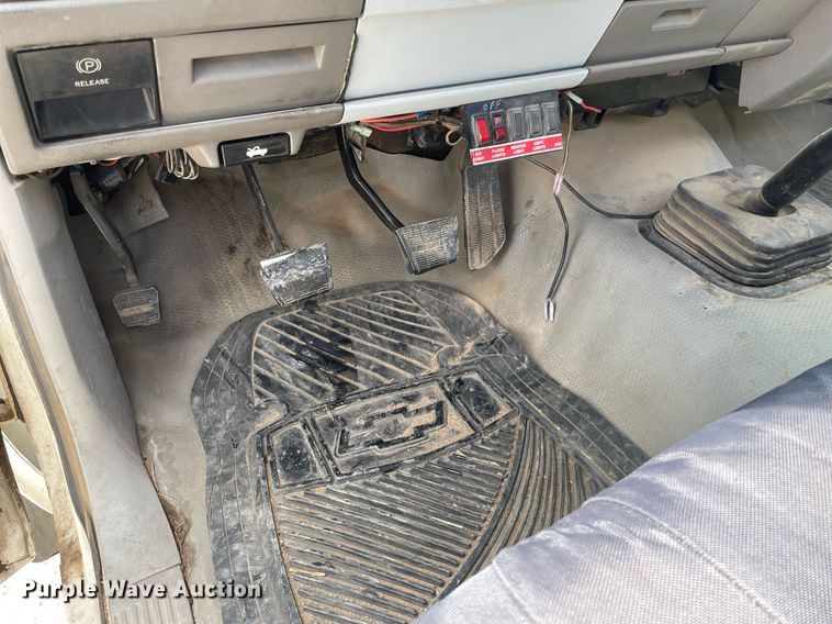 image for item MS9592 1994 Chevrolet C3500  utility bed pickup truck