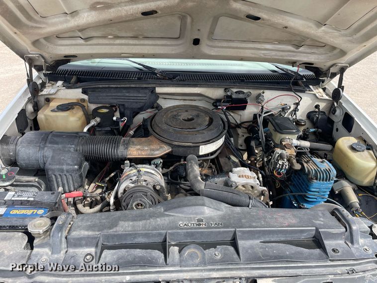 image for item MS9592 1994 Chevrolet C3500  utility bed pickup truck