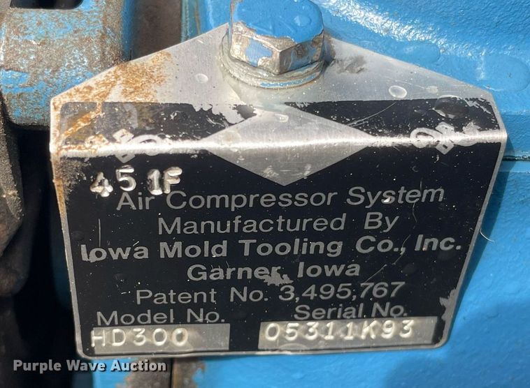 image for item MS9592 1994 Chevrolet C3500  utility bed pickup truck