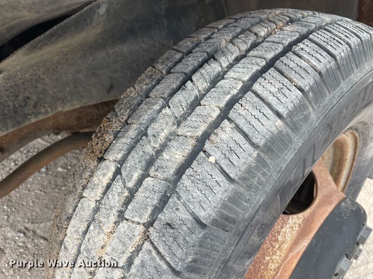 image for item MS9592 1994 Chevrolet C3500  utility bed pickup truck