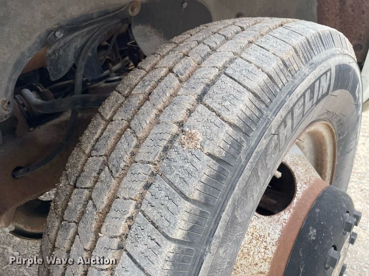 image for item MS9592 1994 Chevrolet C3500  utility bed pickup truck