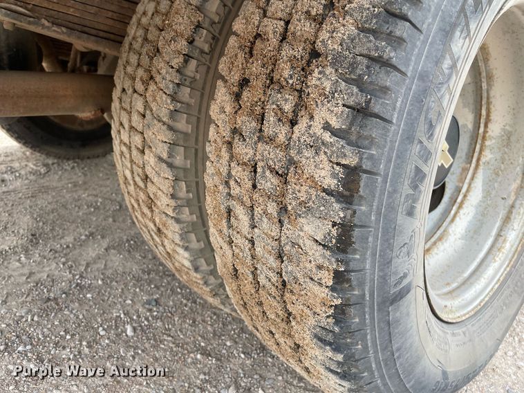 image for item MS9592 1994 Chevrolet C3500  utility bed pickup truck