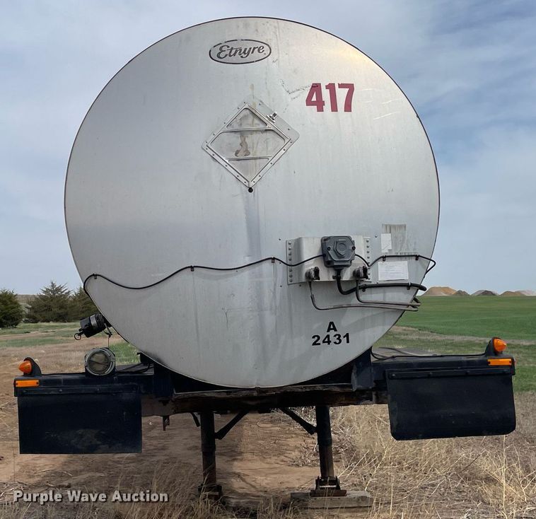 image for item MS9593 1998 Etnyre T3766  tank trailer