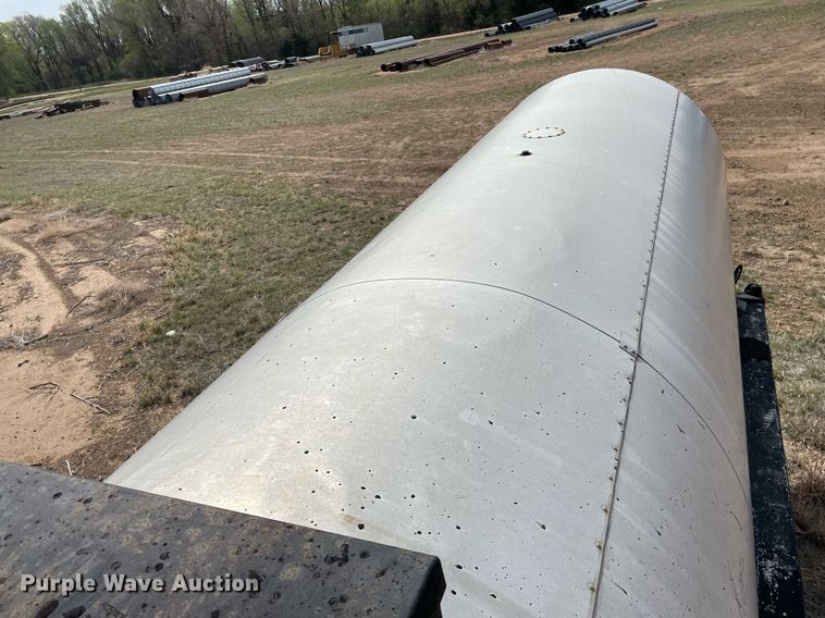 image for item MS9593 1998 Etnyre T3766  tank trailer