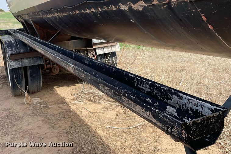 image for item MS9593 1998 Etnyre T3766  tank trailer