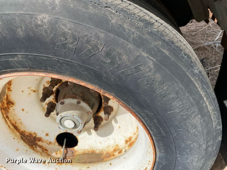 image for item MS9593 1998 Etnyre T3766  tank trailer