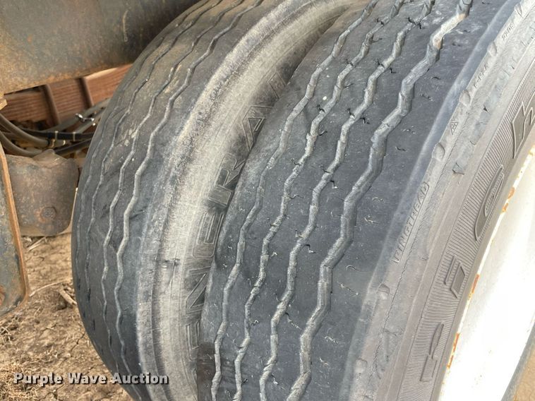 image for item MS9593 1998 Etnyre T3766  tank trailer