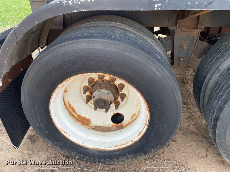 image for item MS9593 1998 Etnyre T3766  tank trailer