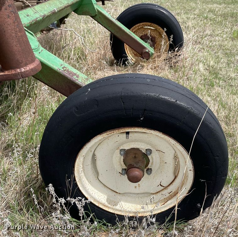 image for item MS9595 John Deere 1518  batwing rotary mower