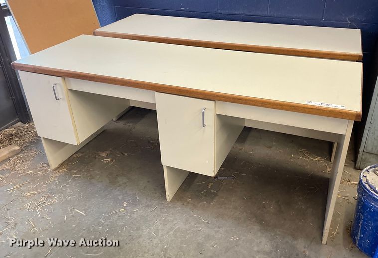 image for item MS9602 (2) desks