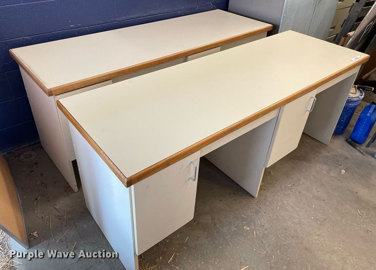 image for item MS9602 (2) desks