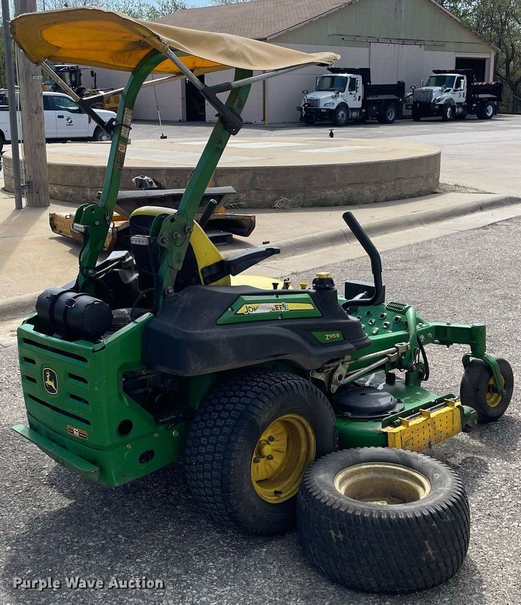 image for item MS9604 2014 John Deere Z915B  ZTR lawn mower