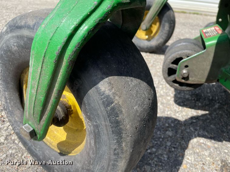 image for item MS9604 2014 John Deere Z915B  ZTR lawn mower