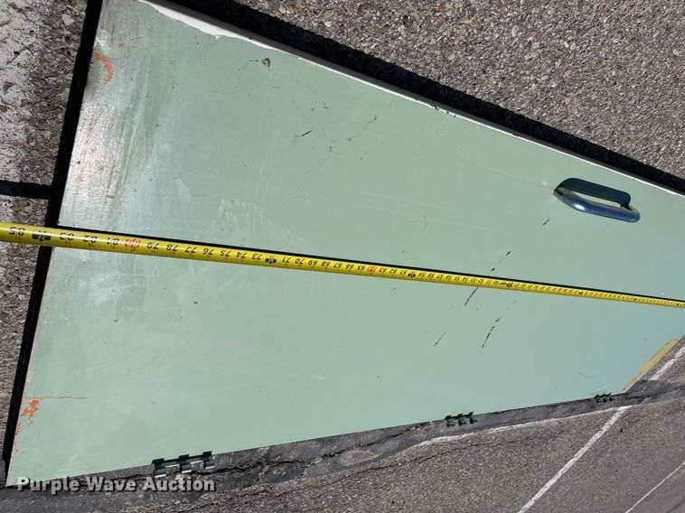 image for item MS9660 (9) metal doors