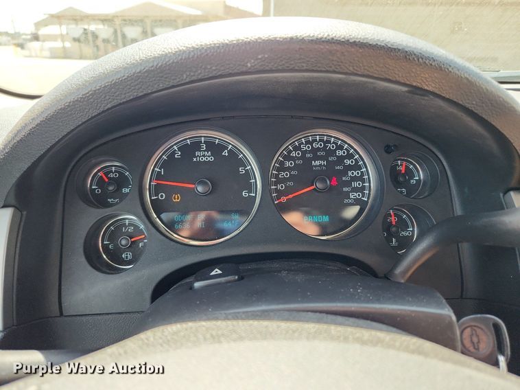 image for item MW9667 2010 Chevrolet Tahoe LS  SUV