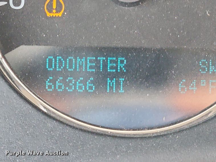 image for item MW9667 2010 Chevrolet Tahoe LS  SUV