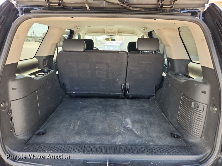 image for item MW9667 2010 Chevrolet Tahoe LS  SUV