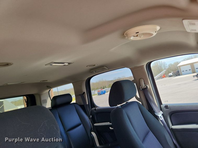 image for item MW9667 2010 Chevrolet Tahoe LS  SUV