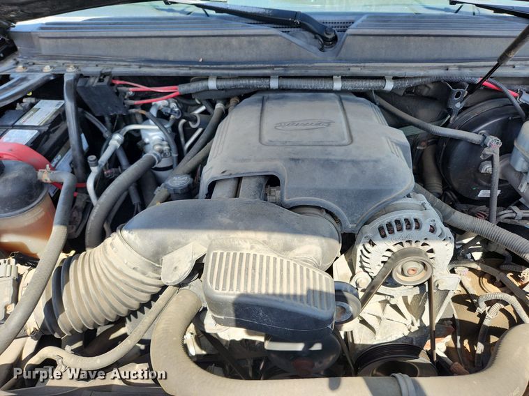 image for item MW9667 2010 Chevrolet Tahoe LS  SUV