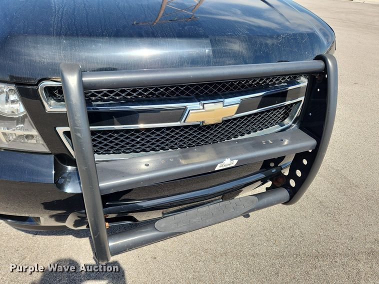 image for item MW9667 2010 Chevrolet Tahoe LS  SUV