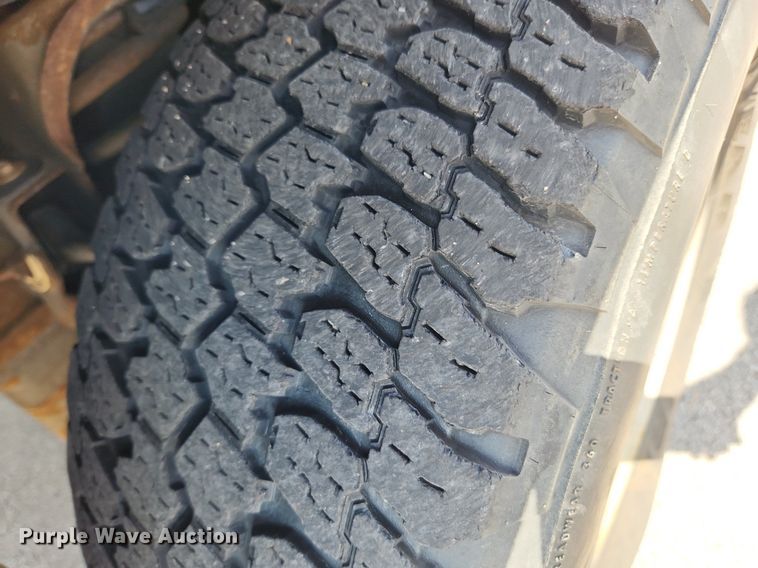 image for item MW9667 2010 Chevrolet Tahoe LS  SUV