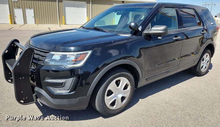 image for item MW9669 2017 Ford Explorer Police Interceptor  SUV