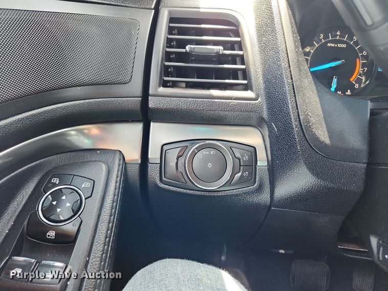 image for item MW9669 2017 Ford Explorer Police Interceptor  SUV