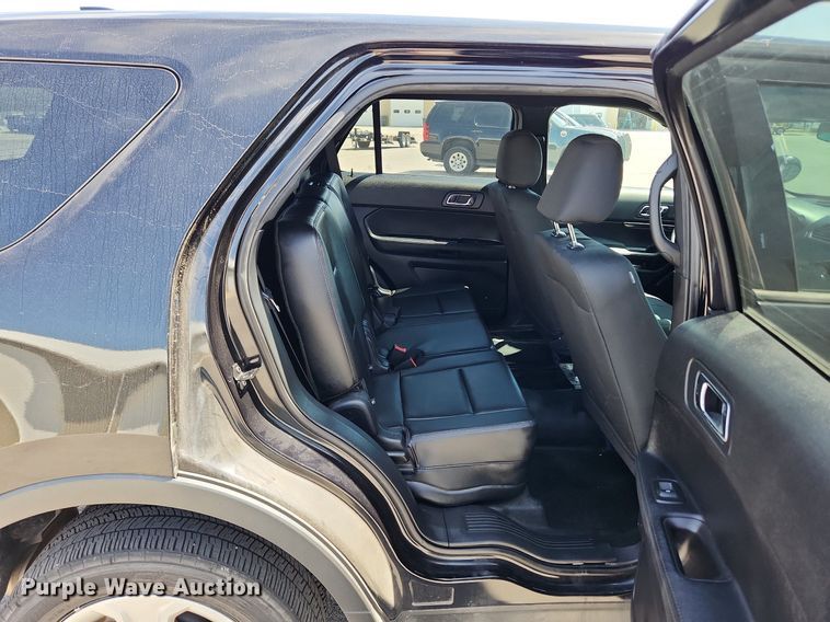 image for item MW9669 2017 Ford Explorer Police Interceptor  SUV