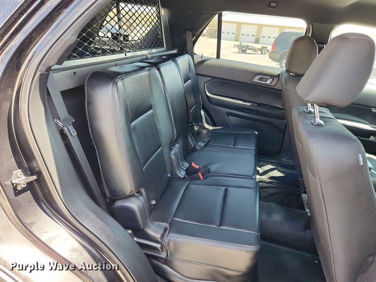 image for item MW9669 2017 Ford Explorer Police Interceptor  SUV