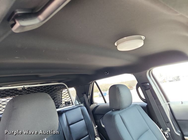 image for item MW9669 2017 Ford Explorer Police Interceptor  SUV