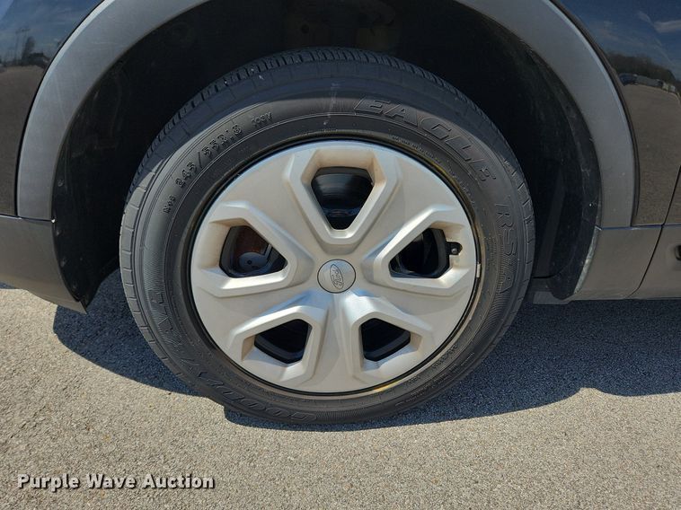 image for item MW9669 2017 Ford Explorer Police Interceptor  SUV