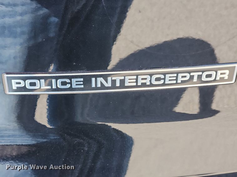 image for item MW9669 2017 Ford Explorer Police Interceptor  SUV