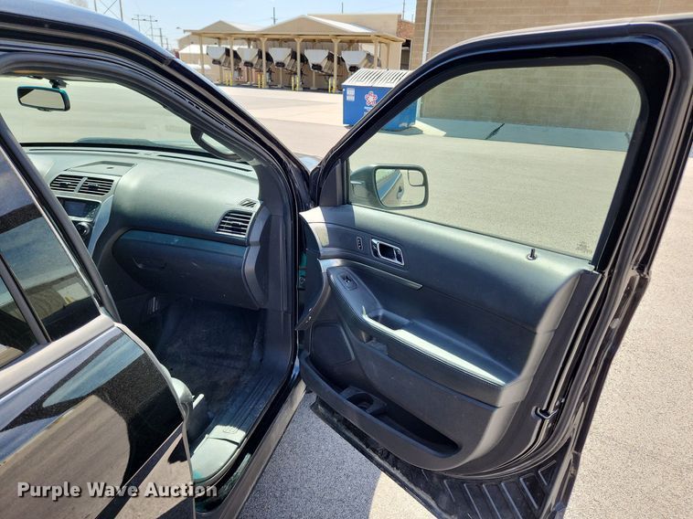 image for item MW9670 2015 Ford Explorer Police Interceptor  SUV