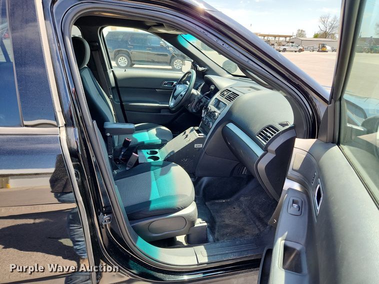 image for item MW9670 2015 Ford Explorer Police Interceptor  SUV