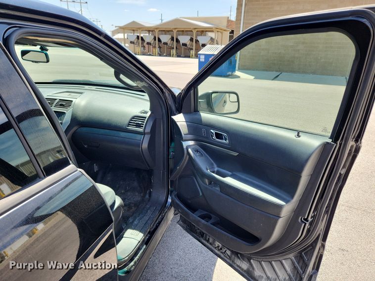 image for item MW9671 2015 Ford Explorer Police Interceptor  SUV