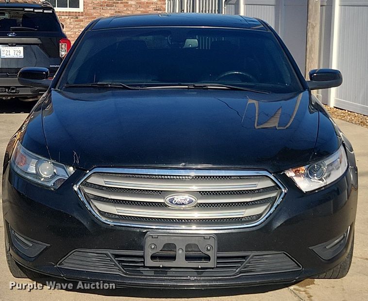 image for item MW9672 2013 Ford Taurus SEL