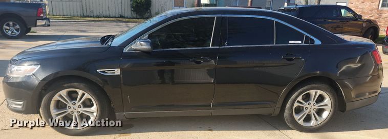 image for item MW9672 2013 Ford Taurus SEL