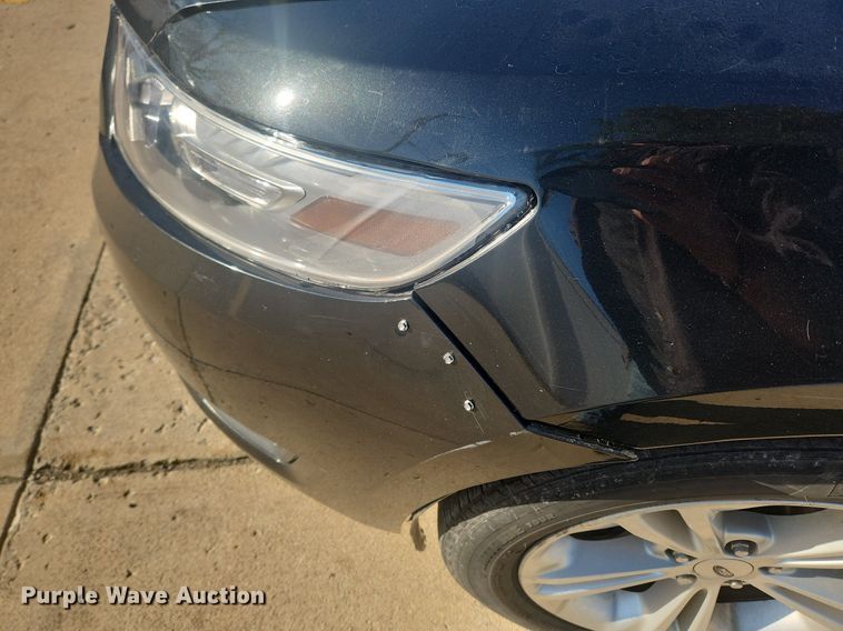 image for item MW9672 2013 Ford Taurus SEL