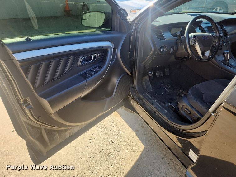 image for item MW9672 2013 Ford Taurus SEL