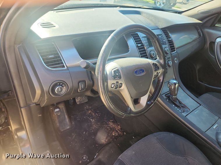 image for item MW9672 2013 Ford Taurus SEL