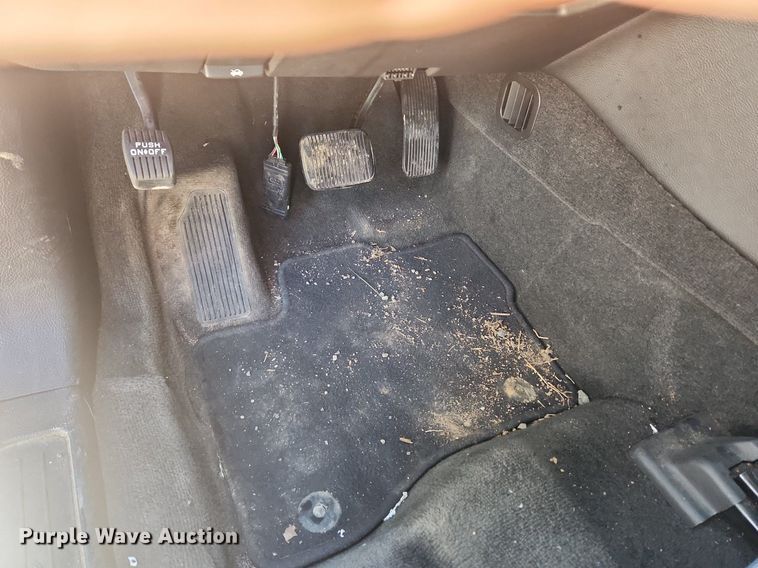 image for item MW9672 2013 Ford Taurus SEL