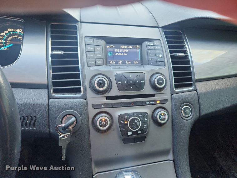 image for item MW9672 2013 Ford Taurus SEL