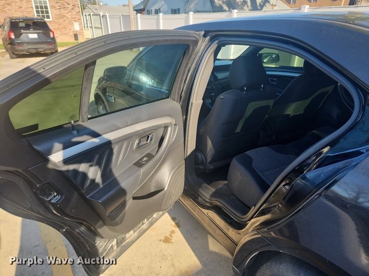 image for item MW9672 2013 Ford Taurus SEL