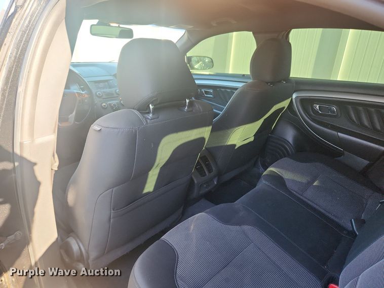 image for item MW9672 2013 Ford Taurus SEL