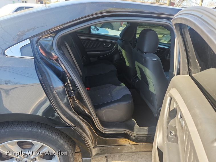 image for item MW9672 2013 Ford Taurus SEL