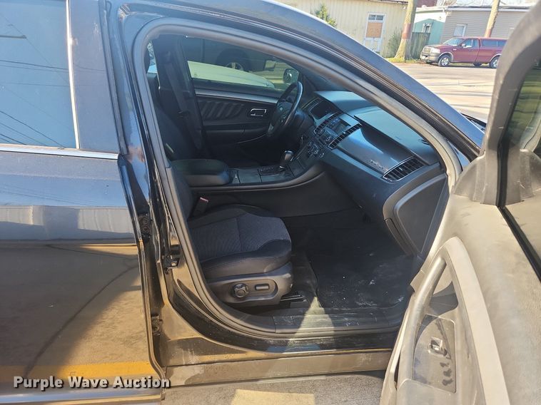 image for item MW9672 2013 Ford Taurus SEL