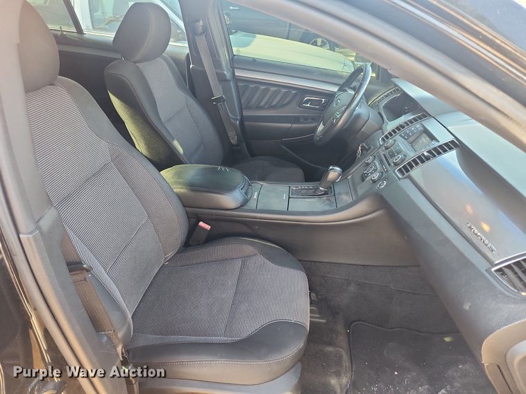 image for item MW9672 2013 Ford Taurus SEL