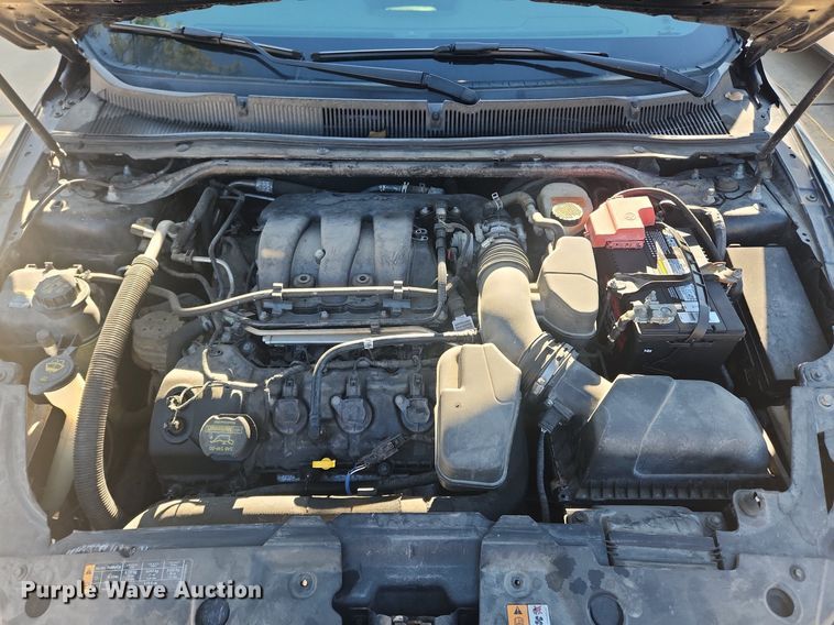 image for item MW9672 2013 Ford Taurus SEL